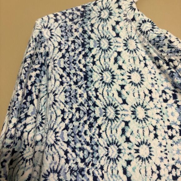 Relativity White Blue Geometric Pattern Long Sleeve V-Neck Shirt Buttons Large - Picture 4 of 8